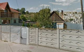 Casa individuala de vanzare cu teren - Poză 1