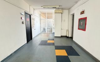 OPORTUNITATE DE INVESTIȚIE | CLĂDIRE BIROURI + PARCARE | 3700 MP | ULTRACENTRAL - Poză 13