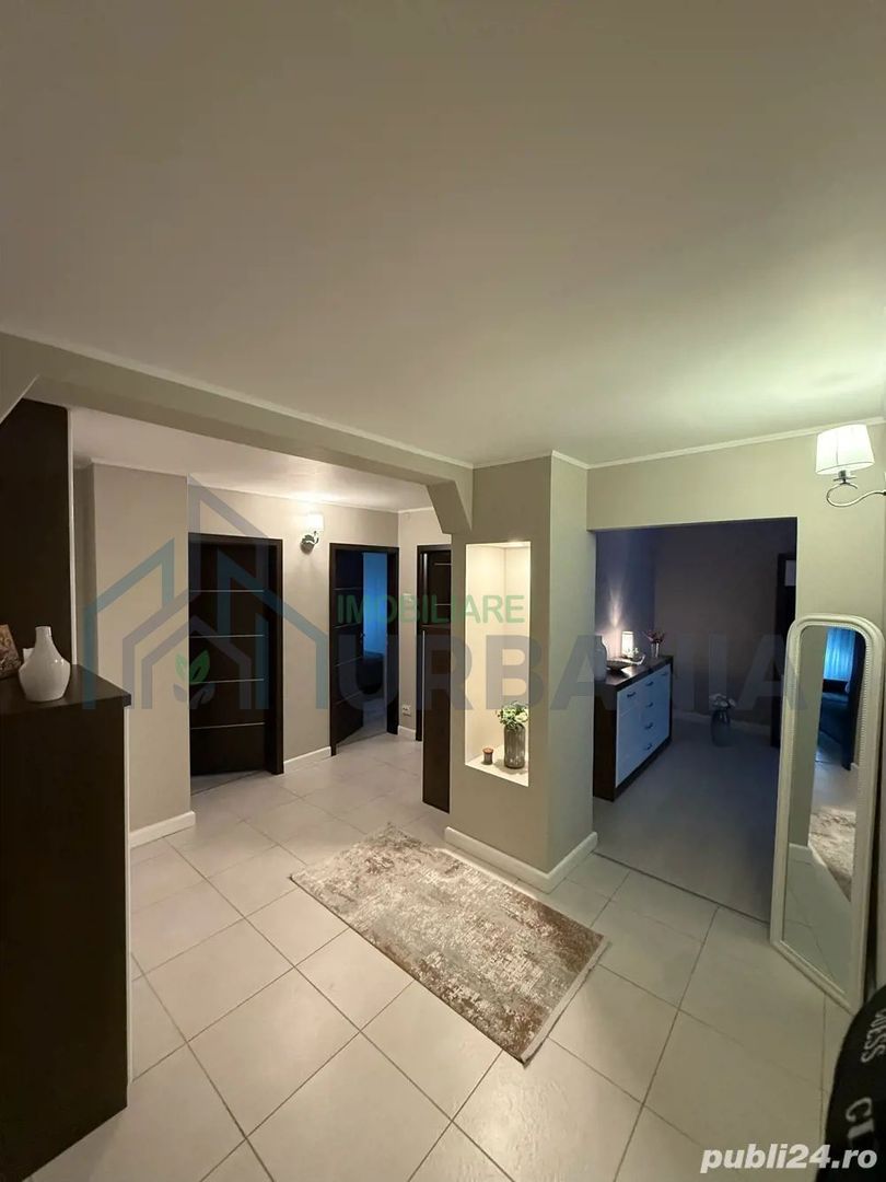 Vând apartament- 3 camere, Lunca Cetațuii - Poză 1