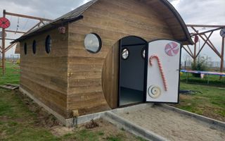 Închiriere Spațiu Comercial – Căsuță din Lemn, 20mp - Valea Avrigului - Poză 1