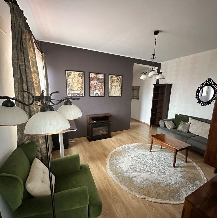 Apartament 2 Camere de Închiriat Casa Presei Luminos Spațios - Poză 1