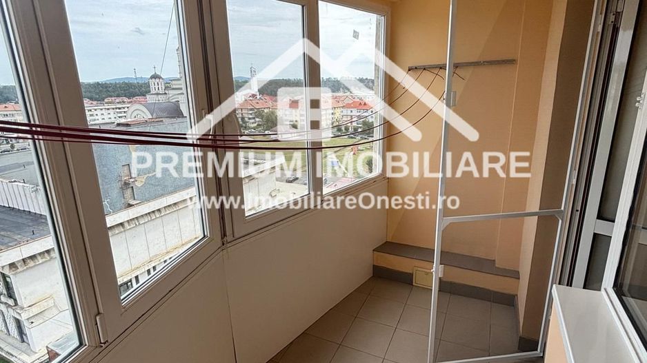 Apartament 3 camere de vanzare - Poză 10