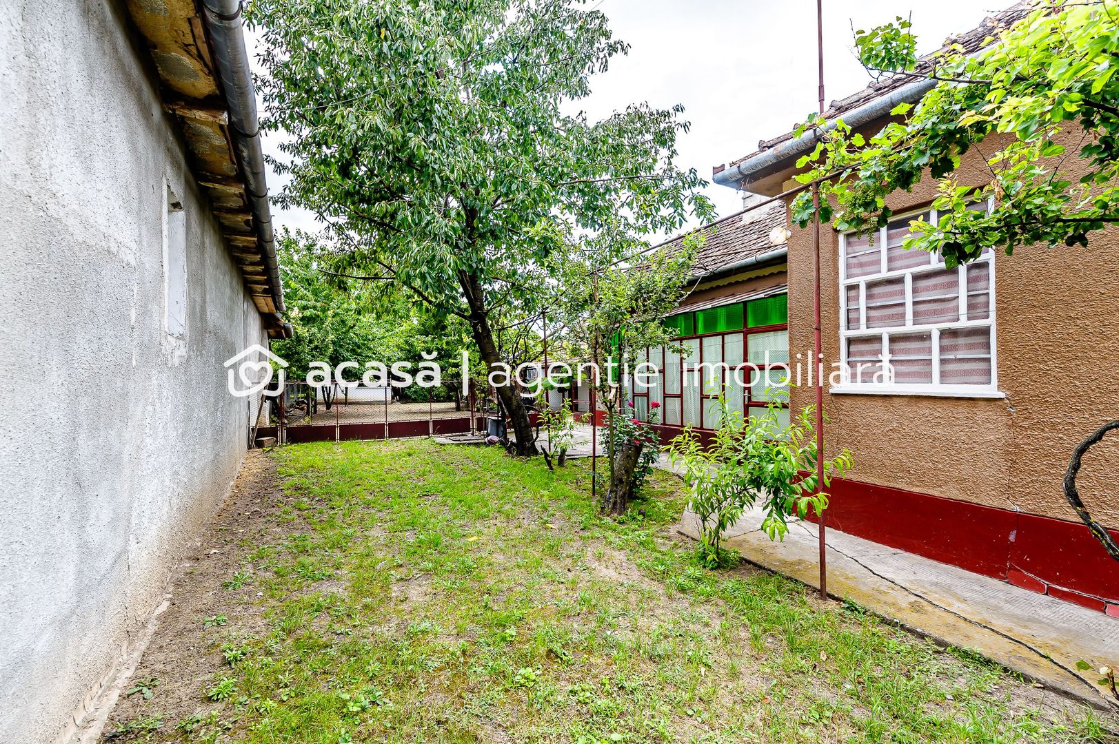 Casă cu 3 camere Peregul Mic - Poză 3