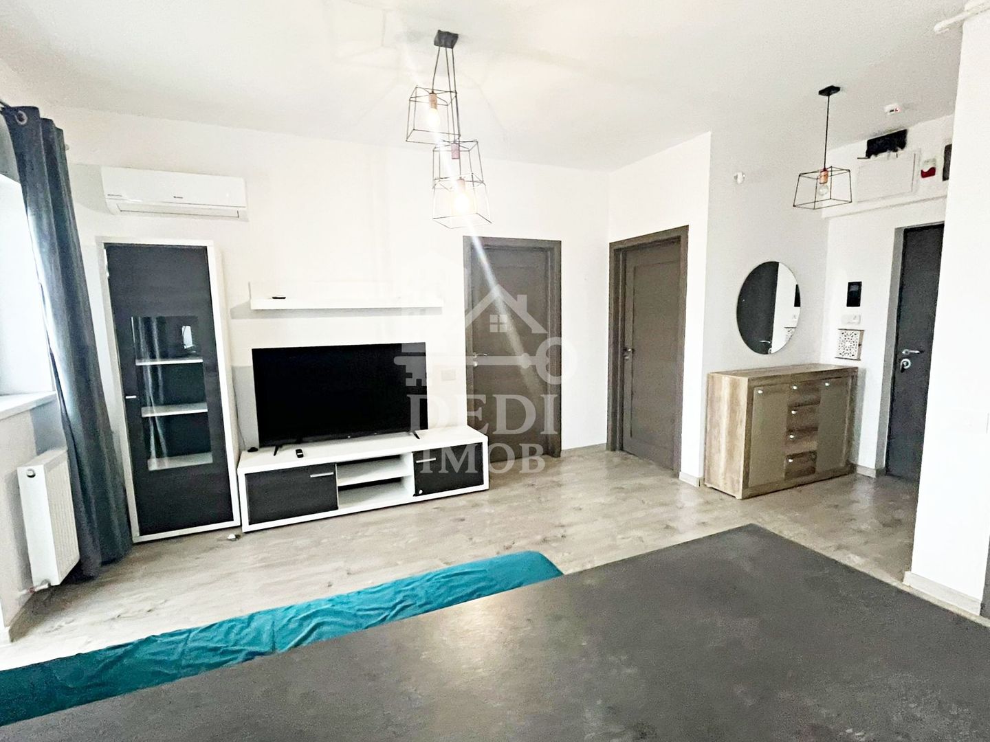 Apartament cu 3 camere de vanzare Luceafaul, Oradea - Poză 3