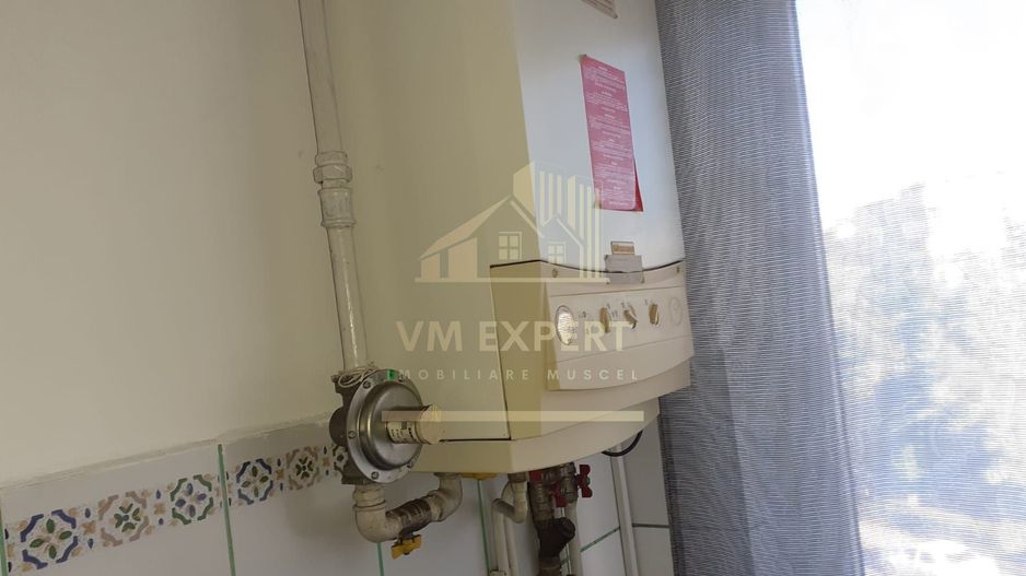 APARTAMENT 3 CAMERE, ETAJ 3, VISOI, CAMPULUNG - Poză 4