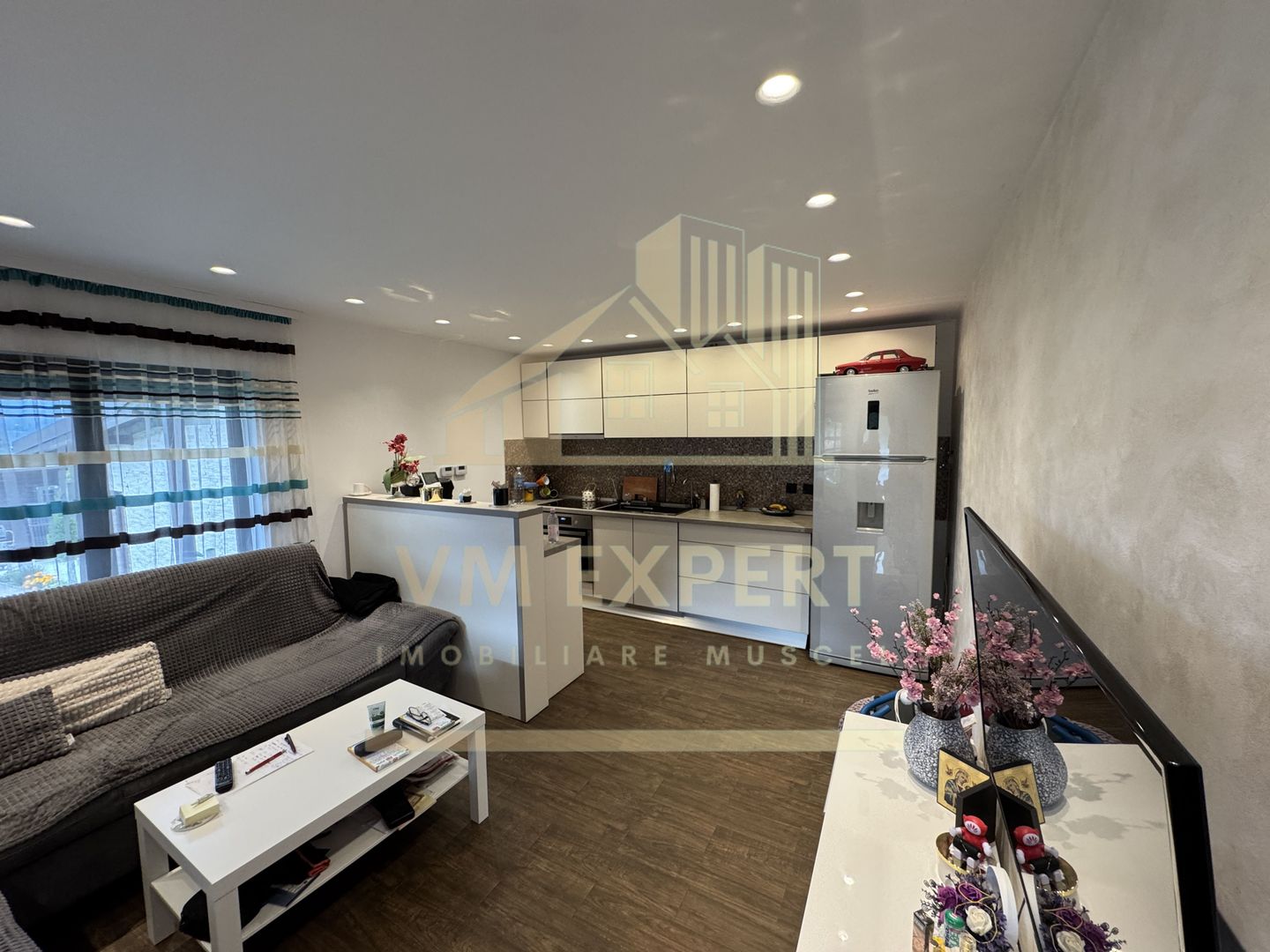 CASĂ 3 CAMERE 111MP, TEREN 923 MP BUGHEA DE JOS ARGEȘ - Poză 3