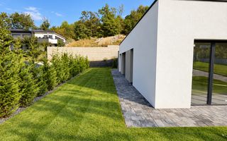Casa individuala 6 camere, 5 bai, terasa la etaj, curte, P+ET+POD - Poză 5
