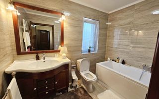 1/2 Duplex, mobilat, utilat, 4 camere, 250 mp teren, Cetate - Poză 9