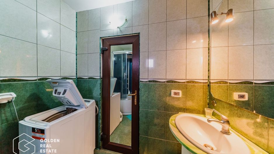 Vila de lux, D+P+E+M, Gradiste, la cheie, 300mp, 6 camere, teren 580mp - Poză 18