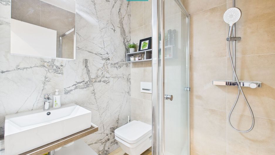 Apartament spațios, vedere și facilități premium - Poză 29