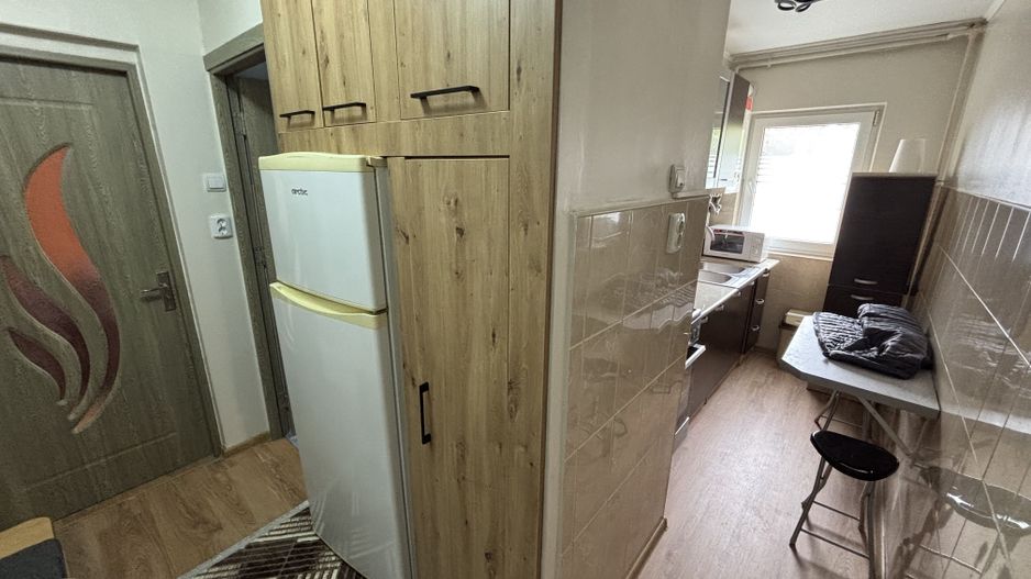 Ap. Cu 2 camere - zona 7 noiembrie - Poză 5