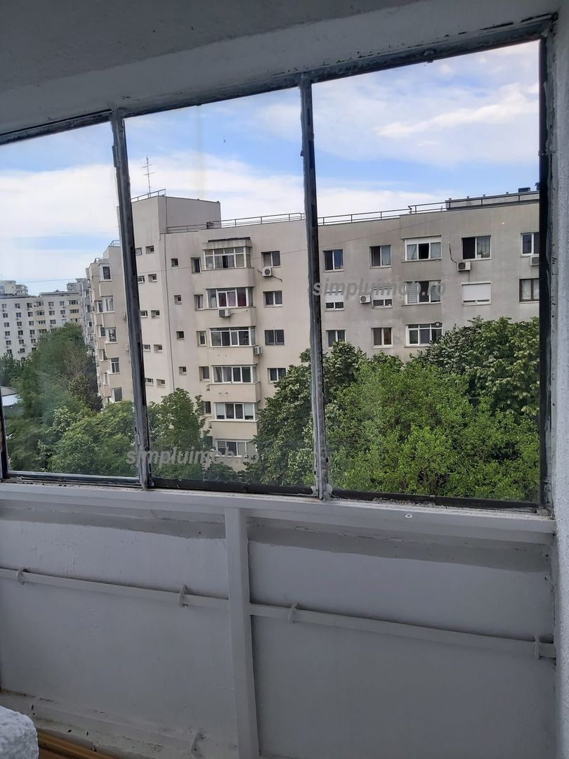 Dristor Garsoniera Nemobilata Aproape de Metrou - Poză 13