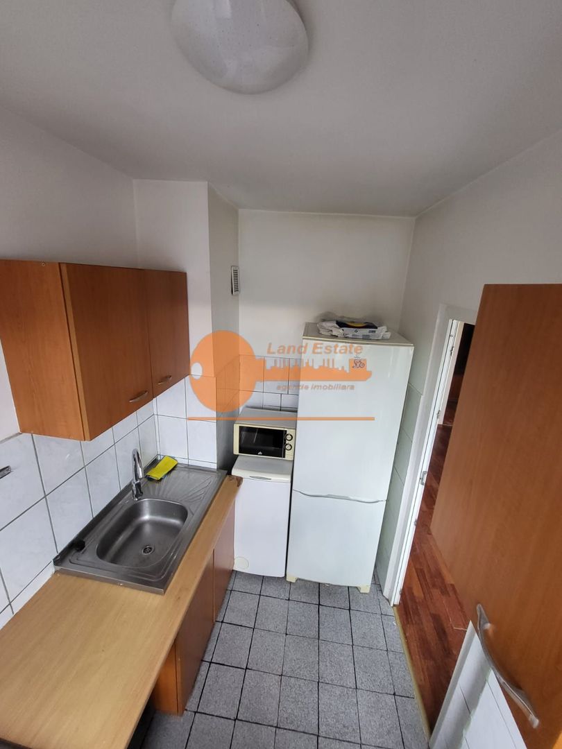 Garsoniera Crangasi -Ceahlaul ( 400 m metrou ) - Poză 9