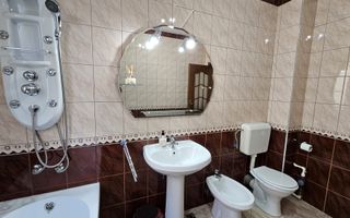 Apartament spațios 3 camere I Radauti - Poză 2