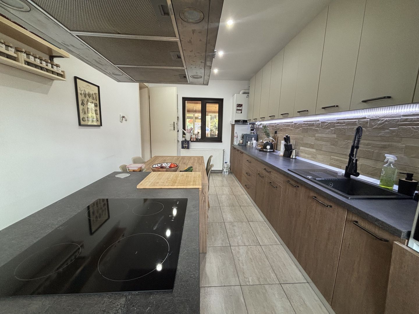 Vilă individuală/poziție avantajoasă în Dumbrăvița! - Poză 14