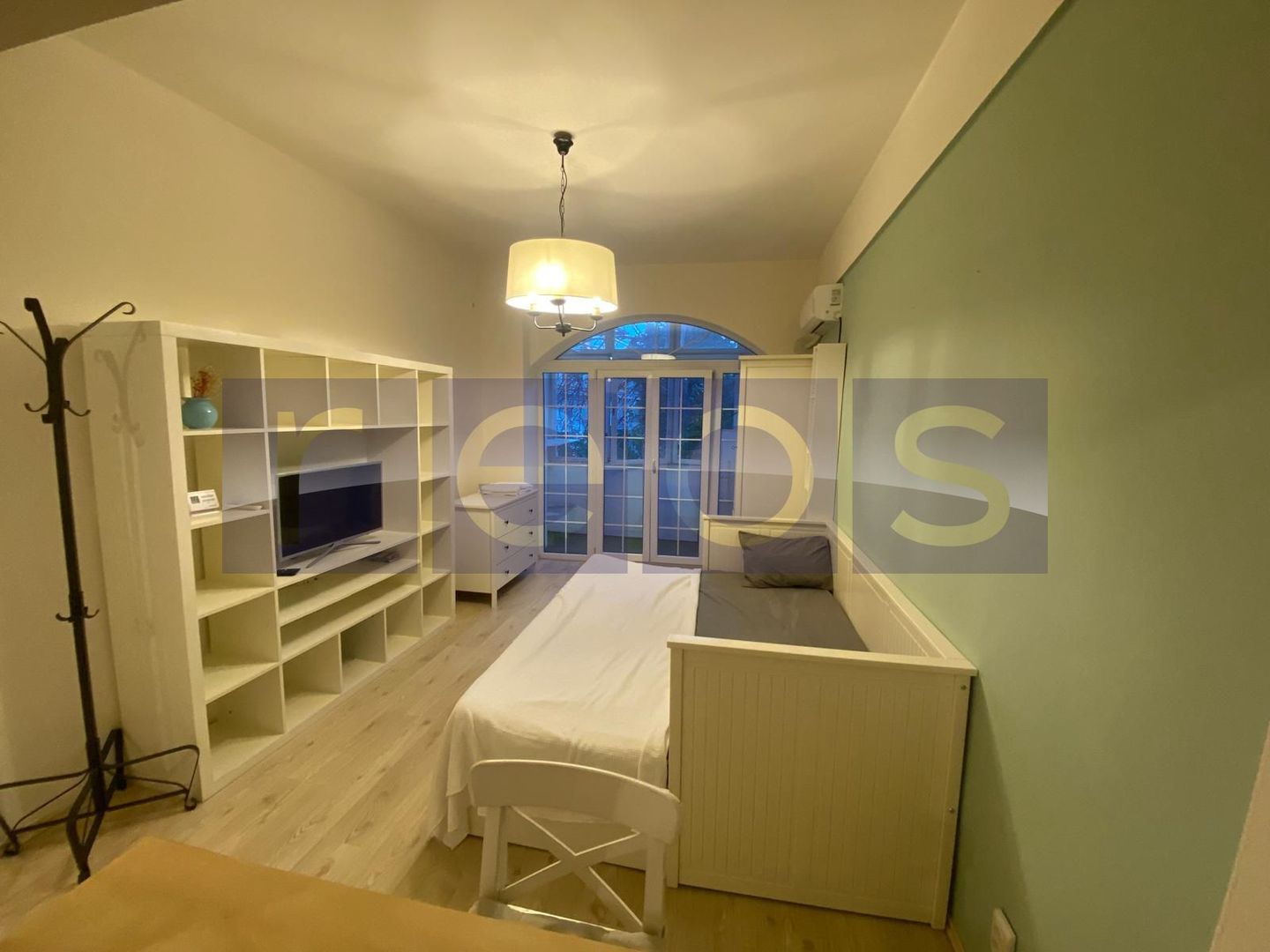 OCAZIE VANZARE GARSONIERA BOEMA 30MP ROMANA UNIVERSITATE ATENEU ULTRACENTRAL - Poză 3