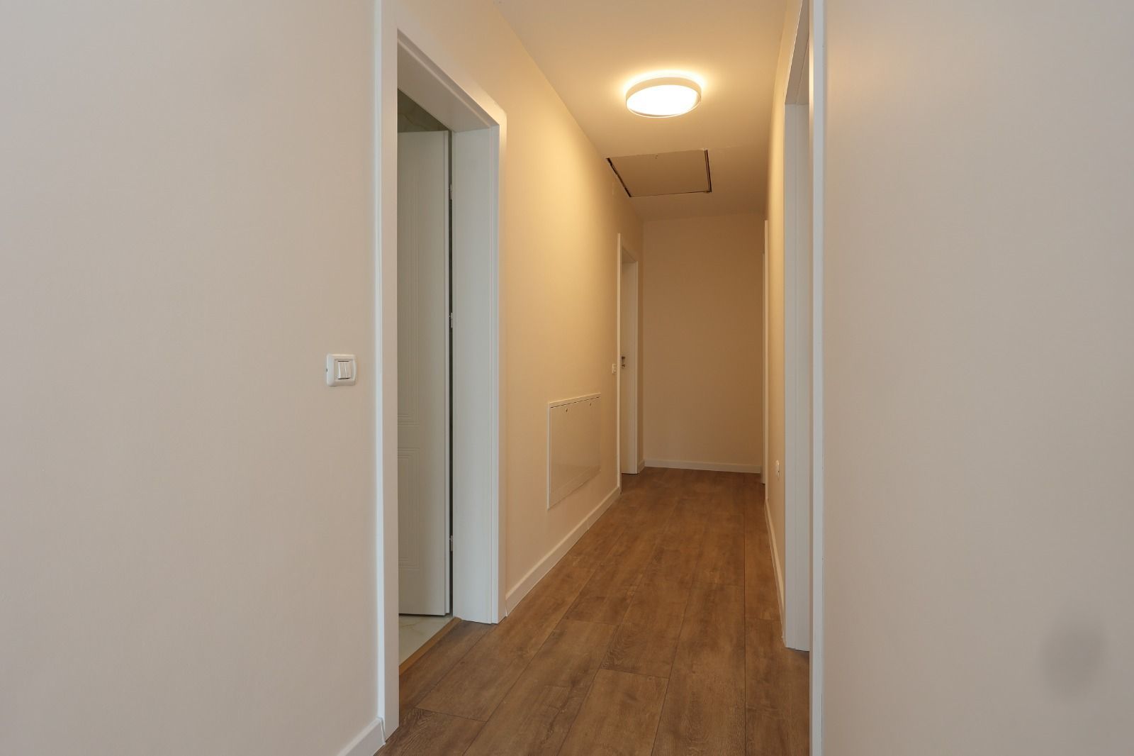 Casă modernă pe parter Bod | Teren 505 mp - Poză 18