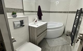 Vand ap 3 camere zona Big Cora Bratianu - Poză 5