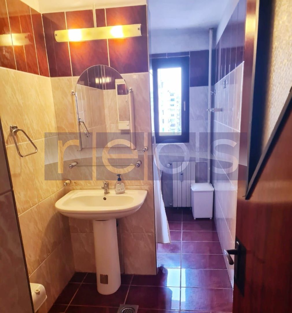 VANZARE 2 CAMERE  -  BLD DECEBAL - Poză 6