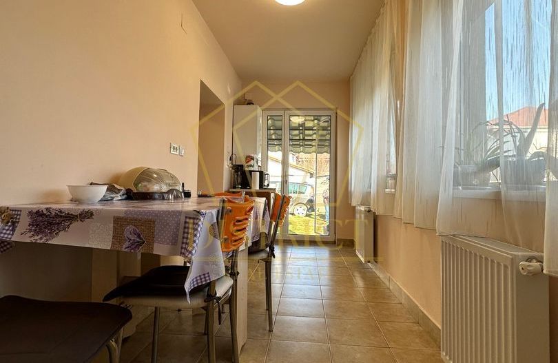Casă Indiviudala cu 3 camere si 755 mp de teren in Giroc la asfalt. - Poză 15