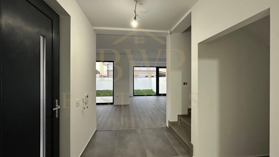 Duplex 1/2, 4 camere, 3 băi, la strada principală Mosnita Veche - Poză 6