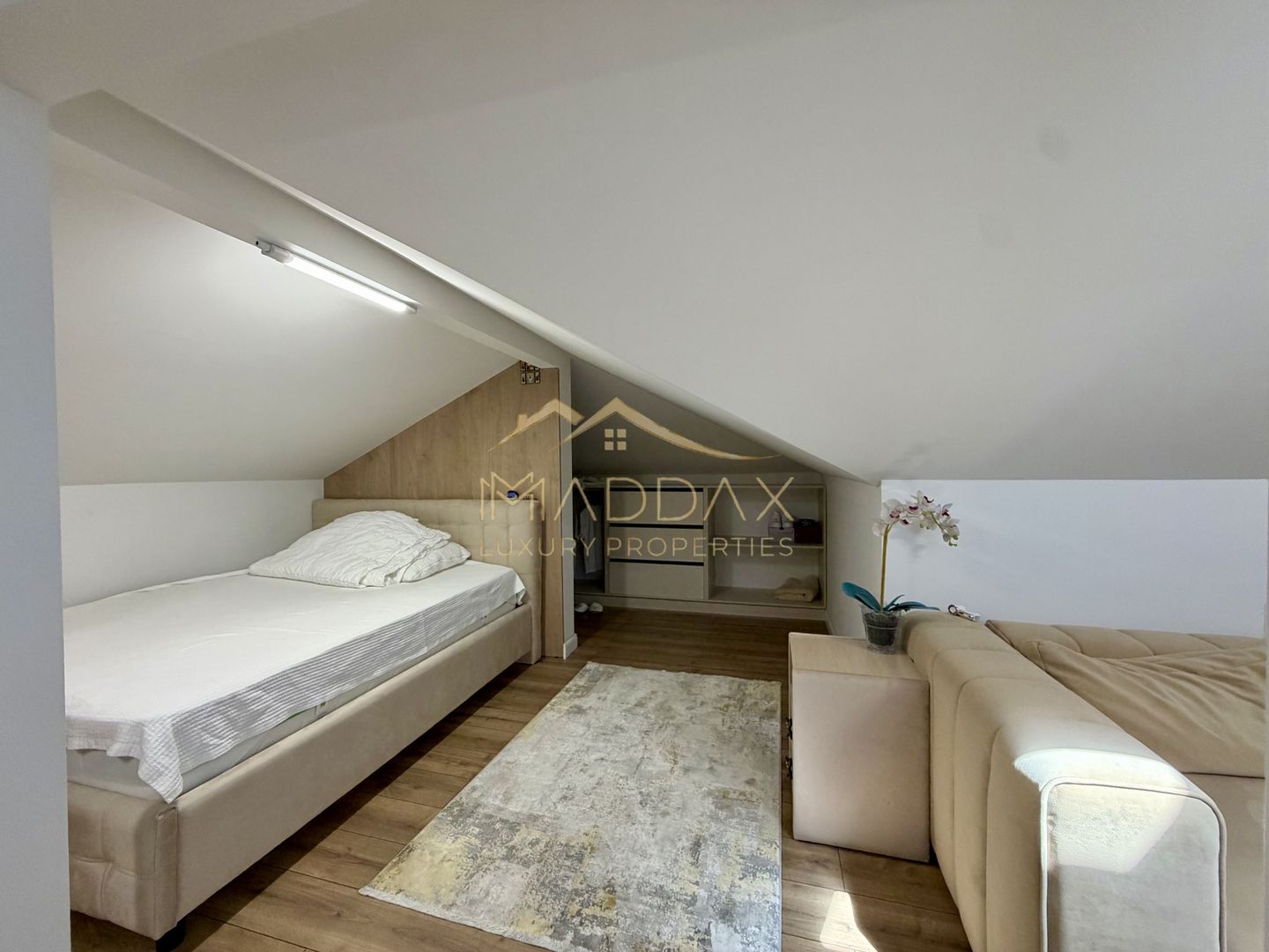 Vil de tip Duplex *P+1E+M* | 176 mp utili | mobilată complet | Chitila - Poză 55