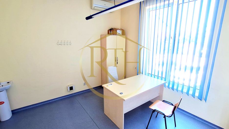 Oferim spre inchiriere, Cladire ideala pentru Clinica, Centru medical etc - Poză 11