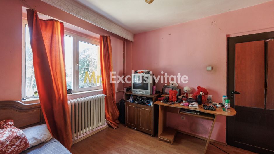 Apartament Trivale et.1 linga Piata si Sc.12 - Poză 5