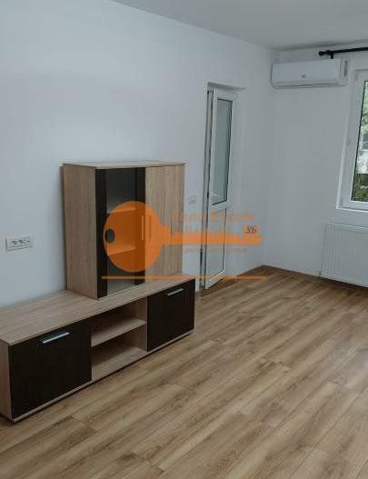 Apartament cu 3 camere in zona Crangasi - Poză 11