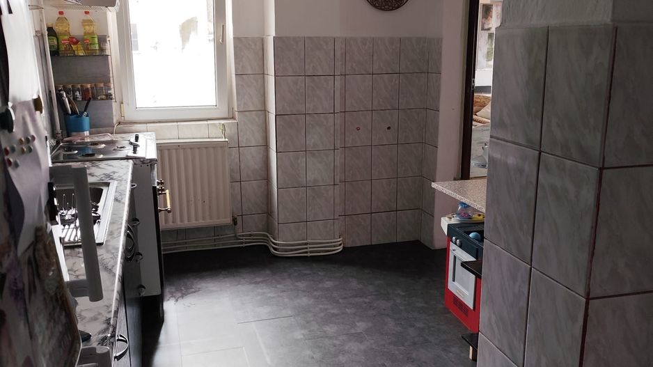 ageuropa.ro vinde ap 3 cam 66mp la etajul 4 în Micro 16. - Poză 7