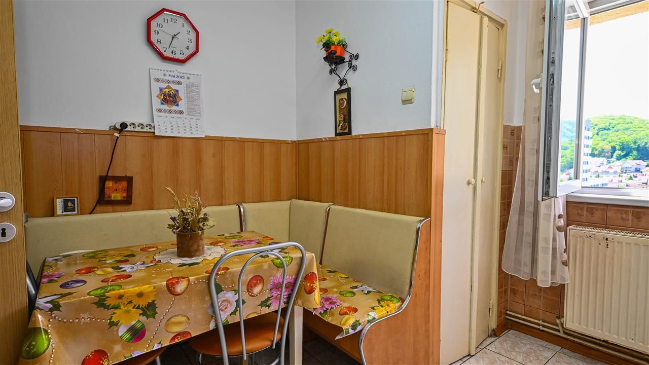 Rezidenta cu panorama montana remarcabila,linia Astra -  Racadau, Brasov - Poză 3