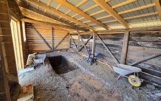 Casă la roșu la 165000 euro I Pe teren de 32 de ari I Măneuți - Poză 18