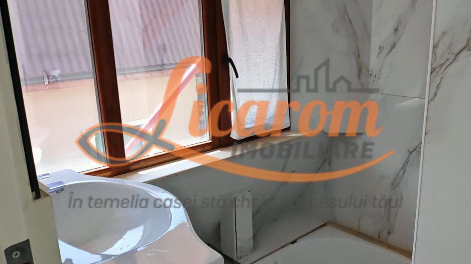 Vila 10 camere,pretabil compartimentare in 2 unitati separate,ASTRA. - Poză 10