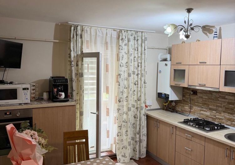 BRASADAS vinde ap 2 cam in Carpati 2 - Poză 1