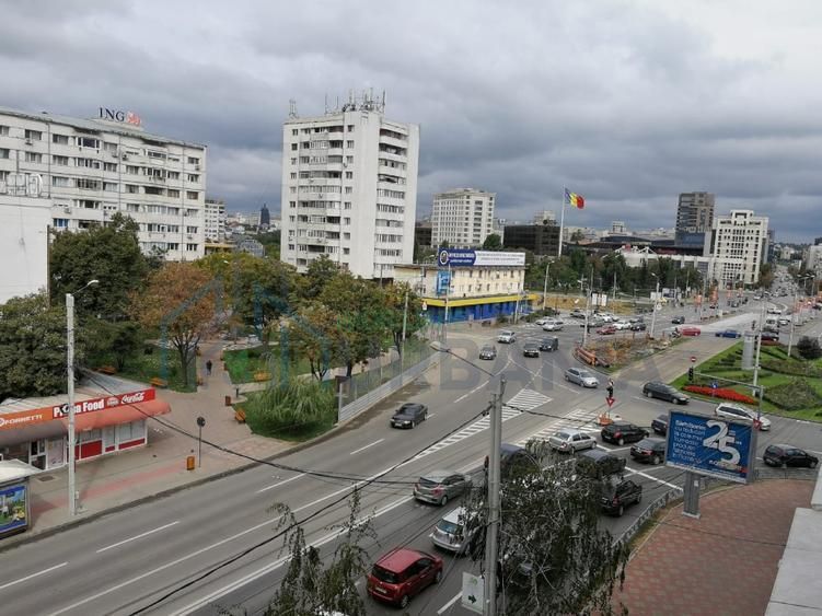 Apartament 3 camere, renovat, Podu Roș - Complex 1001 Articole, 10 minute de Palas - Poză 8