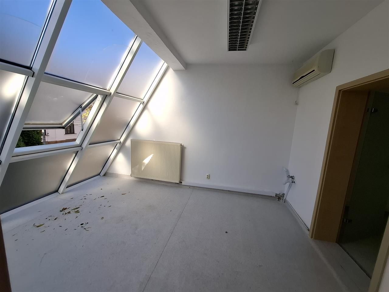 Casa D+P+2 E Elisabetin-Balcescu 7 locuri de parcare birouriclinicaetc - Poză 18