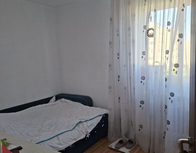 Vanzare Apartament 2 camere ingrijit, etaj 8/10, aer conditionat, Drumul Taberei - Poză 1