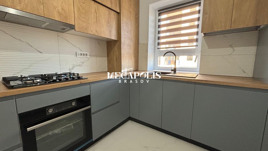 Apartament 3 camere | Parcare | Decomandat | Prima închiriere - Poză 1