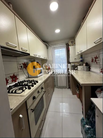 3 Camere Renovat - Etaj 2 - Zona Alexandru Cel Bun - Poză 5