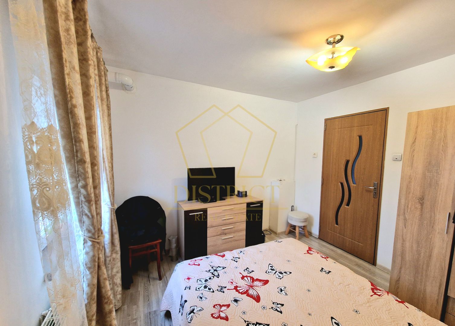 Apartament deosebit cu 3 camere | Calea Sagului - Poză 5