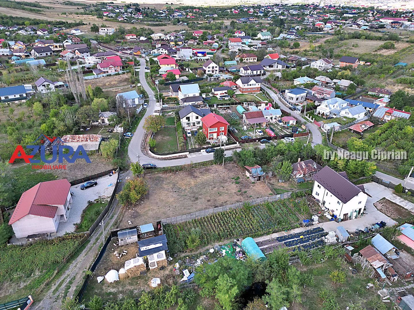 Teren intravilan Bradu, 1700 mp, toate utilitatile disponibile - Poză 4