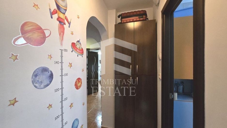 INEL I - Apartament cu centrala pe gaz, loc de parcare si pod de 60 mp - Poză 33