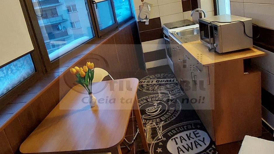 APARTAMENT 2 CAM PACURARI IN SPATE LA PETROM 360 EURO - Poză 11