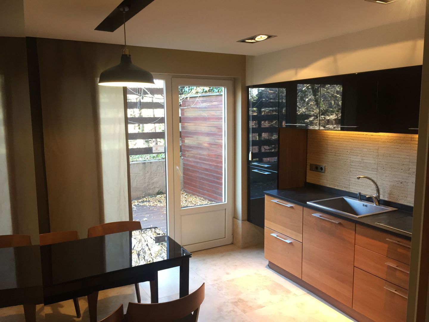 De inchiriat! Casă deosebita in Gruia, panorama spectaculoasa! - Poză 6