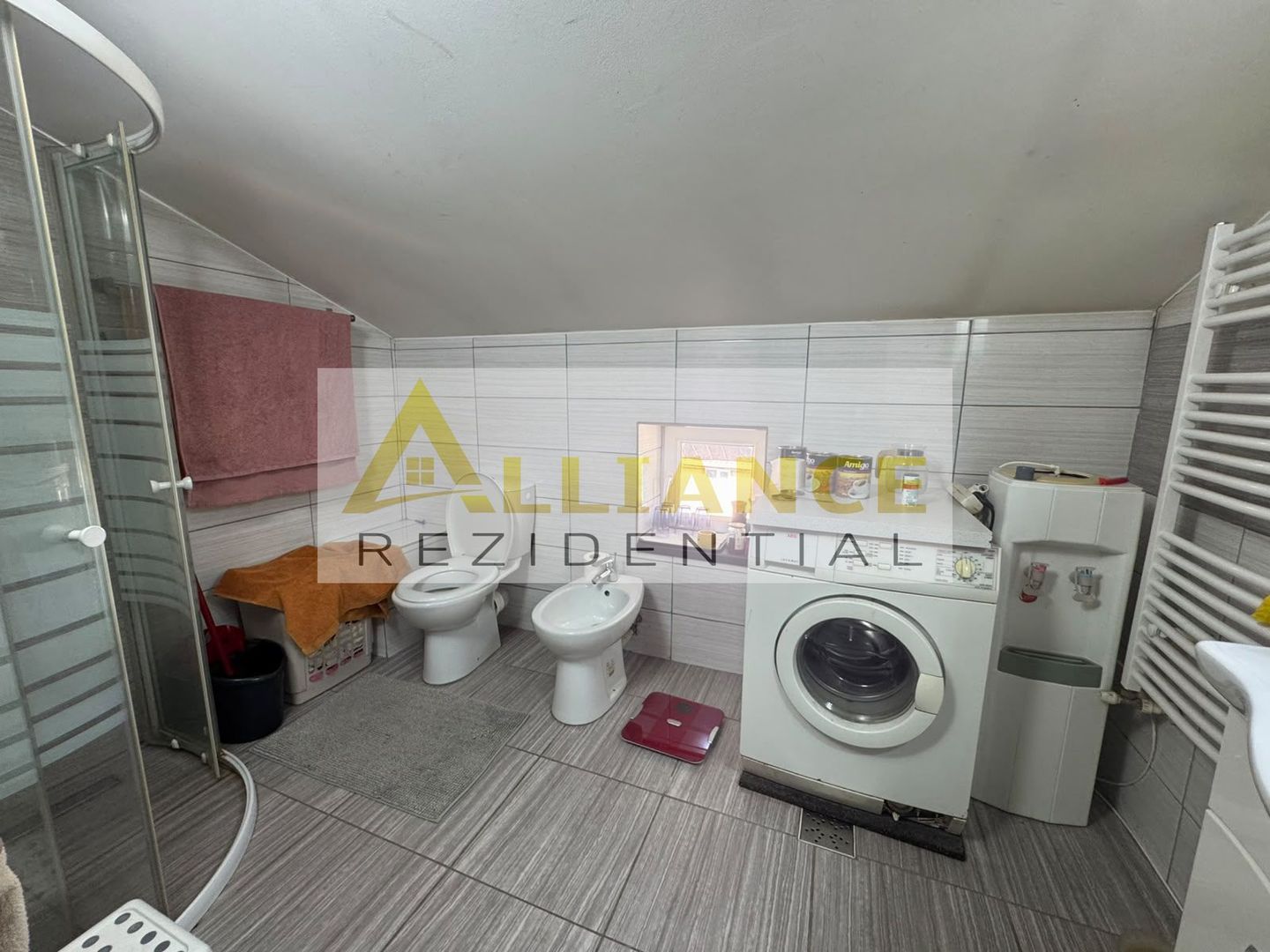 Vila individuala 7 camere - 3 bai { Strada Orizontului } - Poză 22