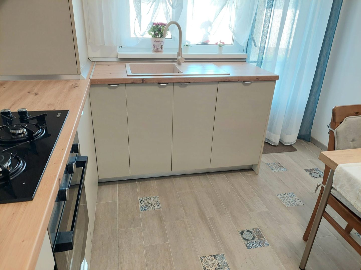 Casa individuala in Corbeanca, mobilata si utilata, gata de locuire. - Poză 4