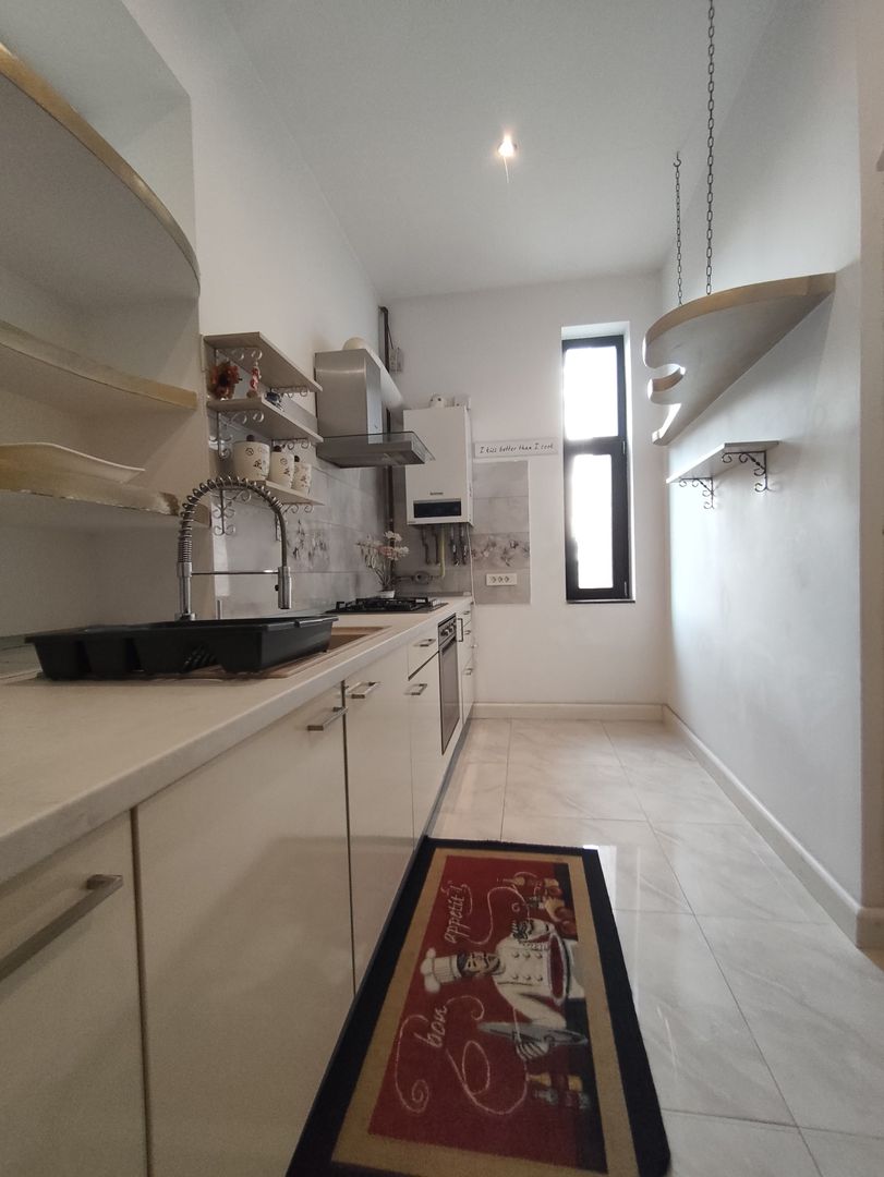 APARTAMENT 3 CAMERE ZONA SINAIA - Poză 11