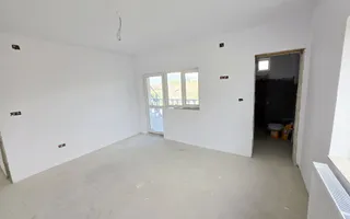 Apartament tip duplex, D+E, 5 camere, la cheie, 450 mp teren, Barabant - Poză 11