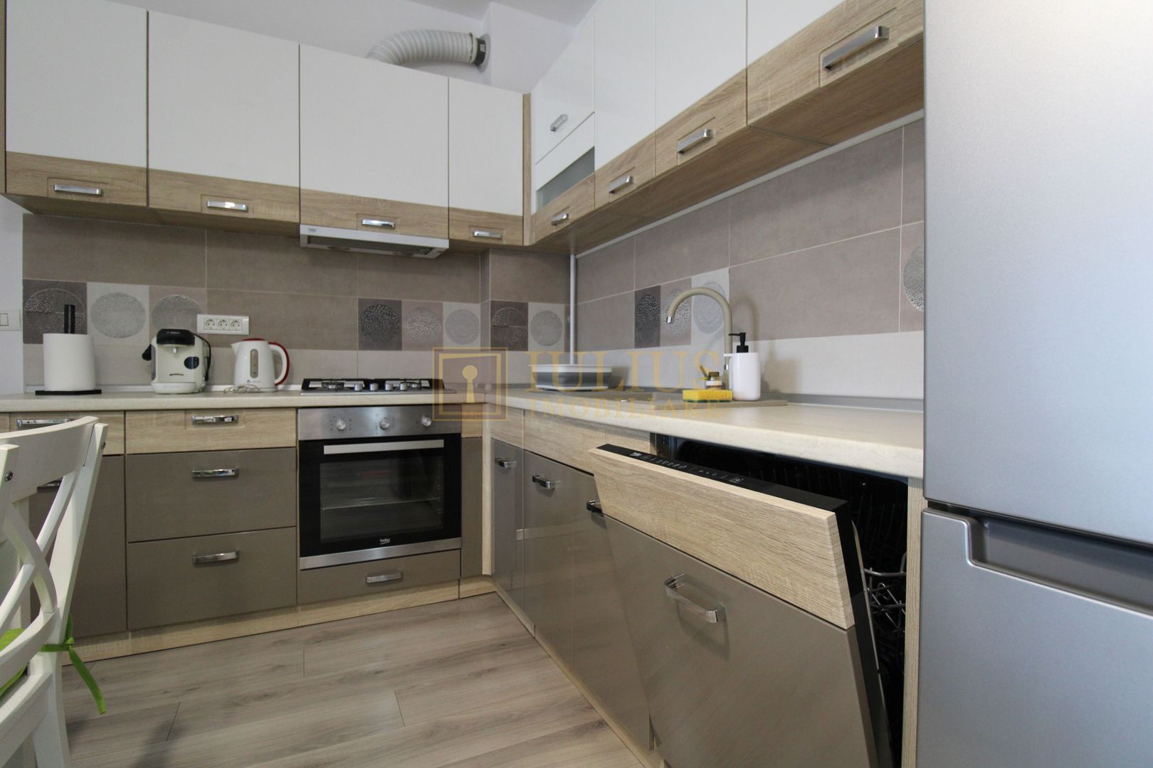 Bloc nou, loc de parcare, zona Aradului/str. LInistei - Poză 7