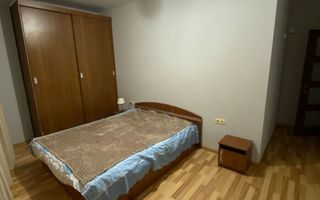Chirie, apartament, 2 camere,  strada Traian, Botanica - Poză 3